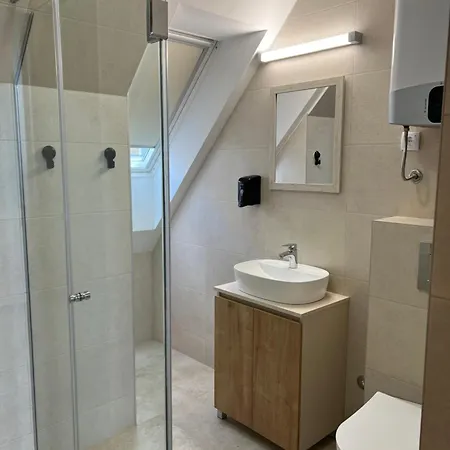 Zlatni Odmor شقة فندقية 3*