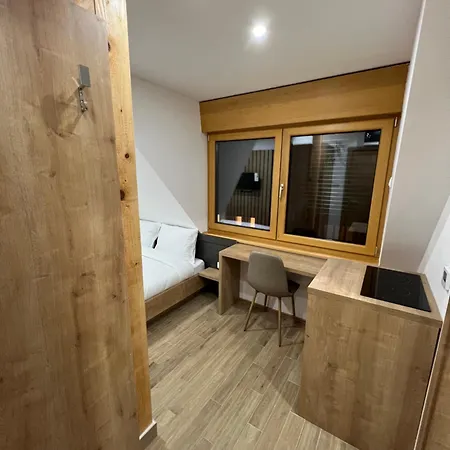 Zlatni Odmor شقة فندقية