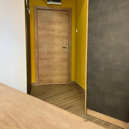 Zlatni Odmor 즐라티보