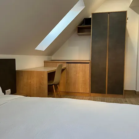 Zlatni Odmor شقة فندقية زلاتيبور