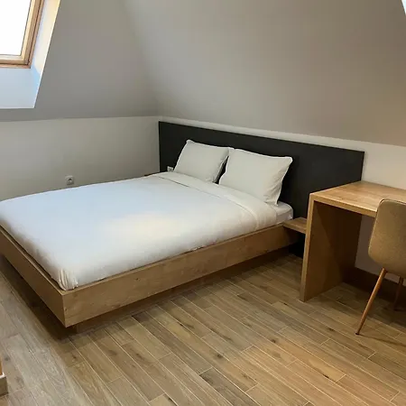 Zlatni Odmor 3* زلاتيبور