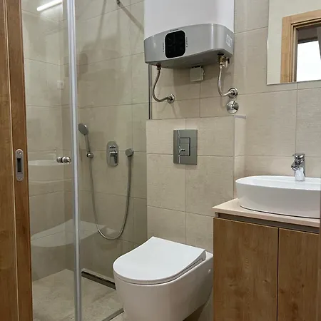 Zlatni Odmor 아파트호텔