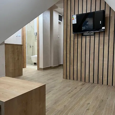 شقة فندقية Zlatni Odmor 3*