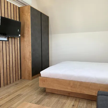 شقة فندقية Zlatni Odmor زلاتيبور