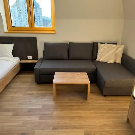 Zlatni Odmor 3* زلاتيبور